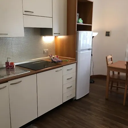 Gloria Apartahotel 2*